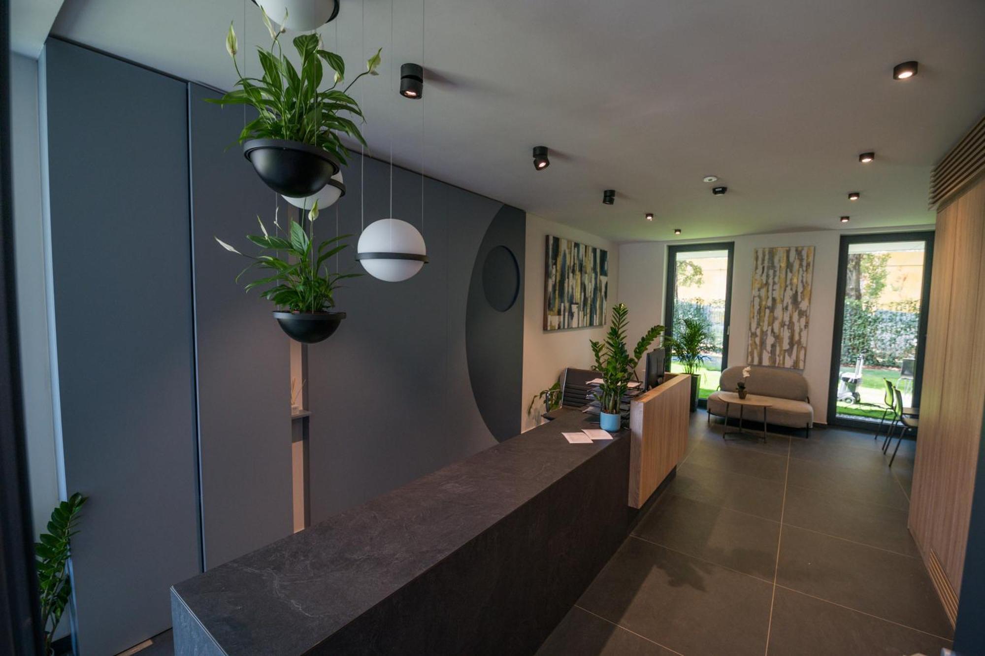 Bj81 Suite Hotel Siofok Luaran gambar